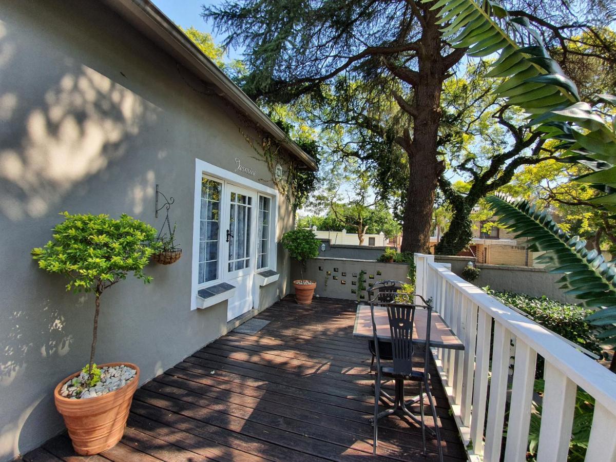 Waterhouse Guest Lodge In Muckleneuk Pretoria Exterior photo